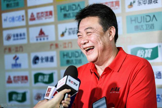 男女打扑克视频