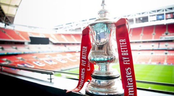 在线亚洲免费