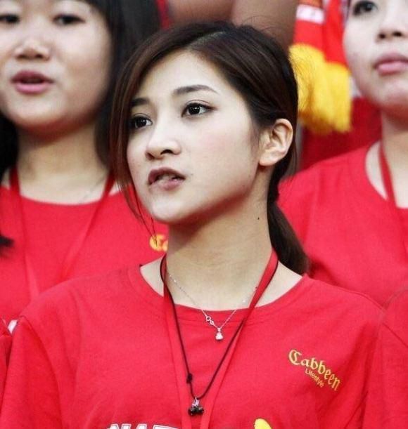 成人久久精品一区二区三区